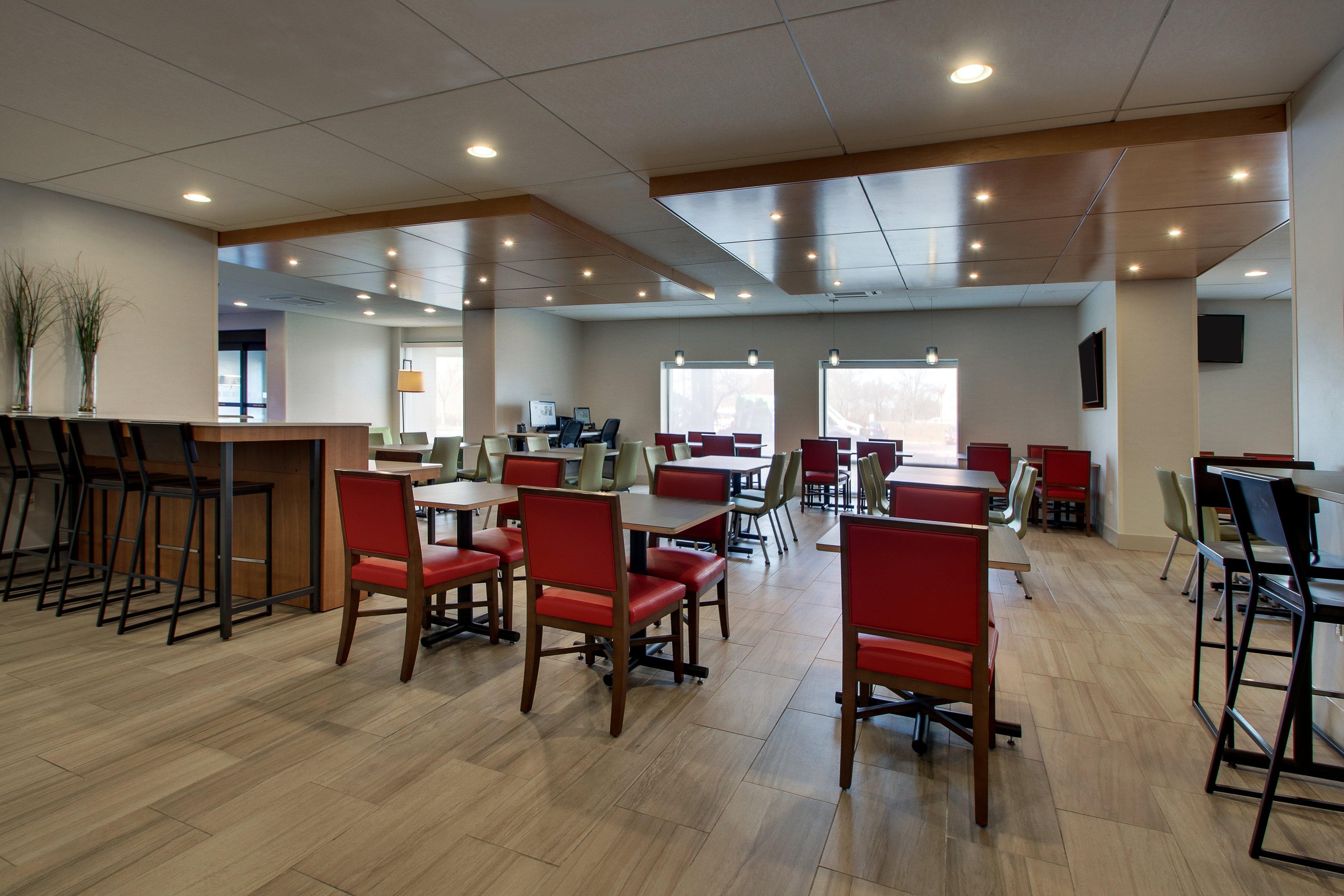 Embassy Suites Baltimore - North/Хънт Вали Екстериор снимка